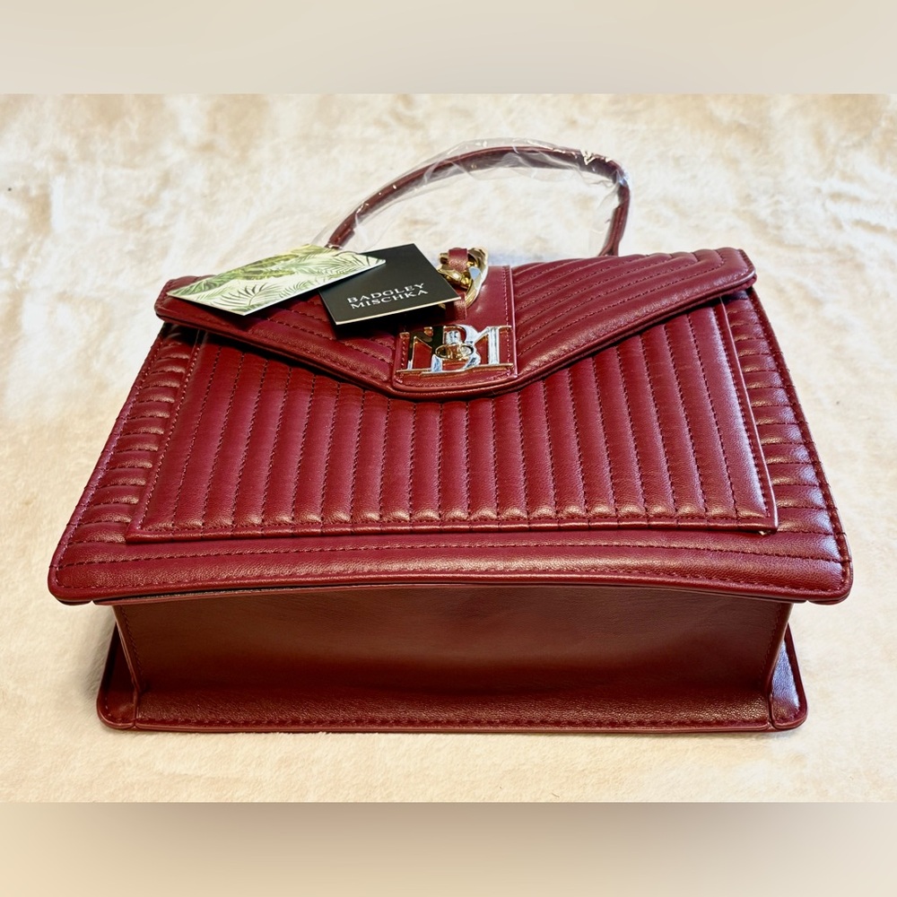 COPY: Badgley Mischka Red Quilted Handbag with Crossbody Strap and Gold Hardware - Picture 13 of 13